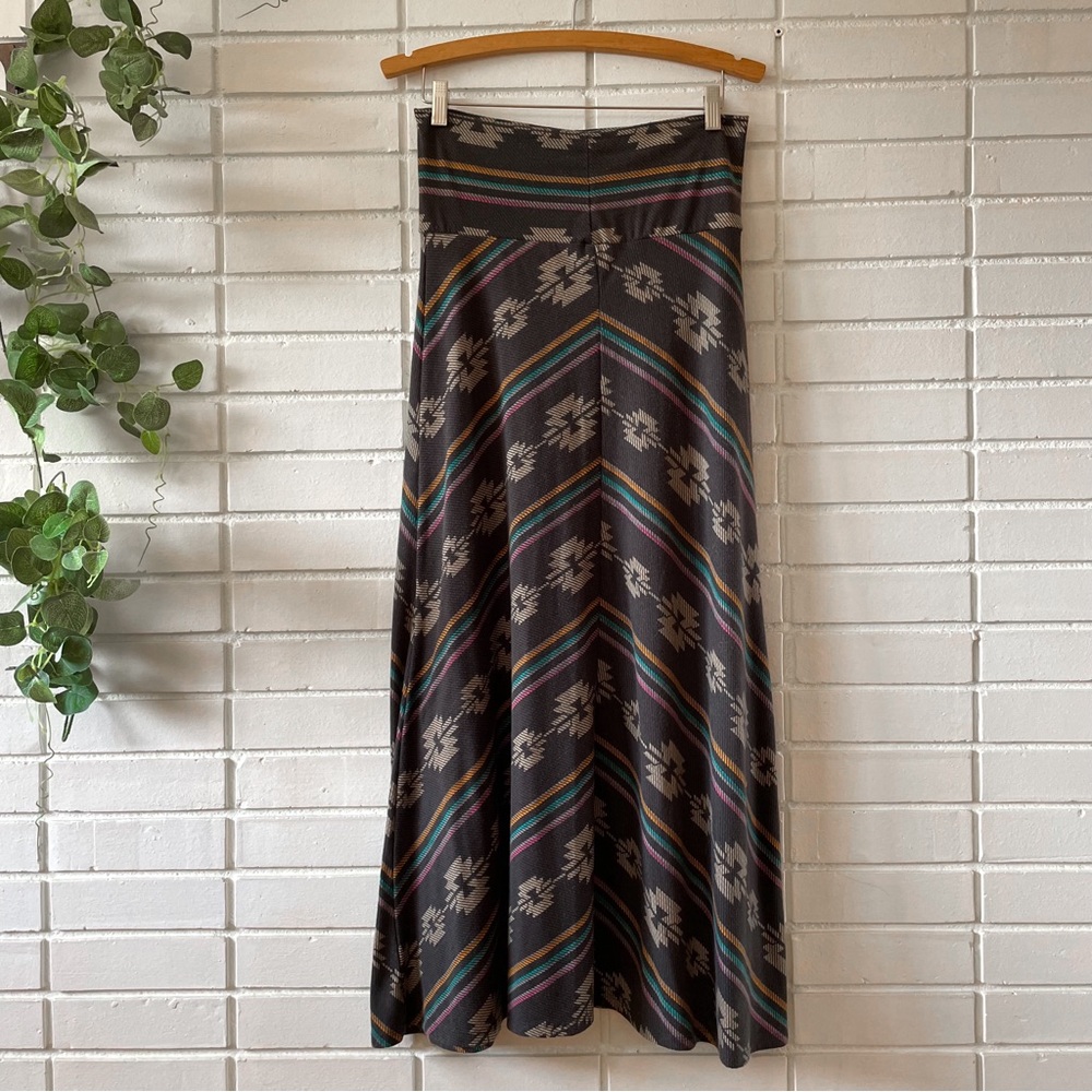 Grey Mossimo Maxi Skirt with Colorful Pattern - S